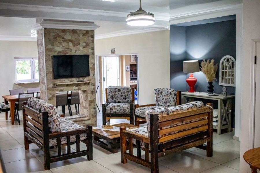 7 Bedroom Property for Sale in Aston Bay Eastern Cape